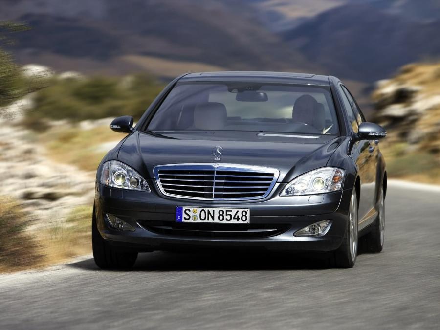  Mercedes-Benz S500 4Matic 2007 года  (фото 24 из 45)